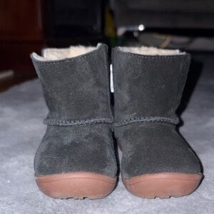 UGG Black Shearling-Lined Baby Booties Size 5